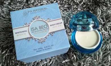 Nên in hộp giấy đựng mỹ phẩm như thế nào mới tạo sự sang trọng?